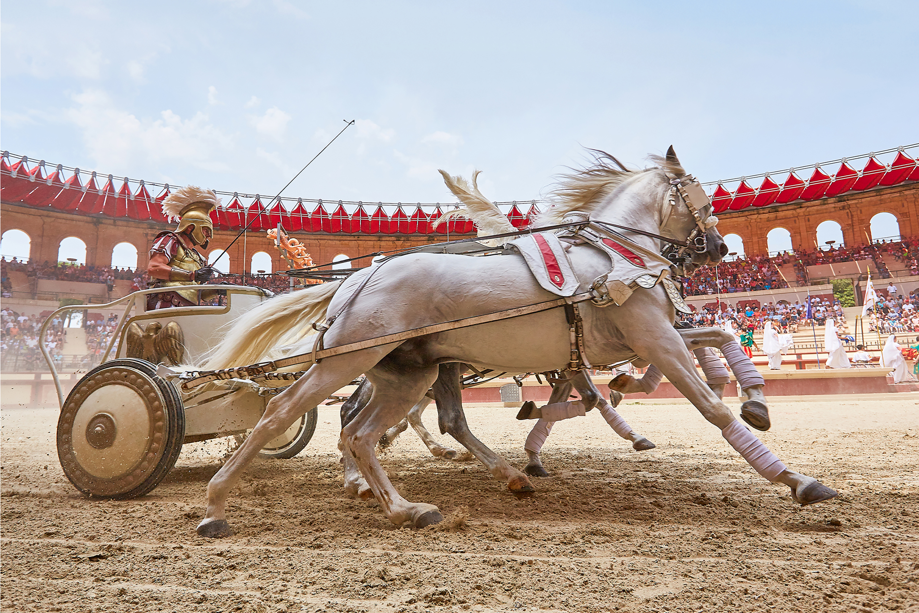 10 - Le Signe du Triomphe - Stéphane Audran - Puy du Fou.JPG